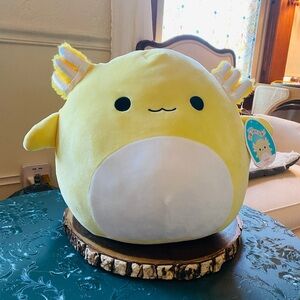 Squishmallows | 12in | Treyton Axolotl